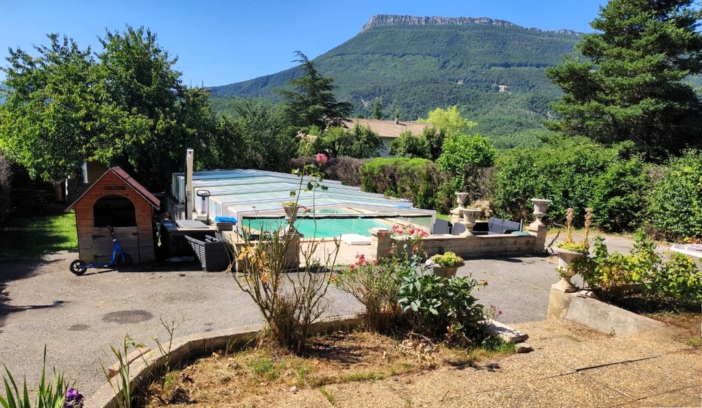 Villa avec Piscine à La Bâtie-Montsaléon-Particulier à Particulier