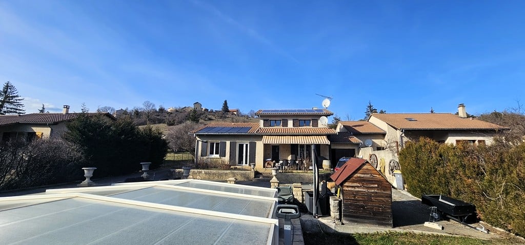 Villa avec Piscine à La Bâtie-Montsaléon-Particulier à Particulier